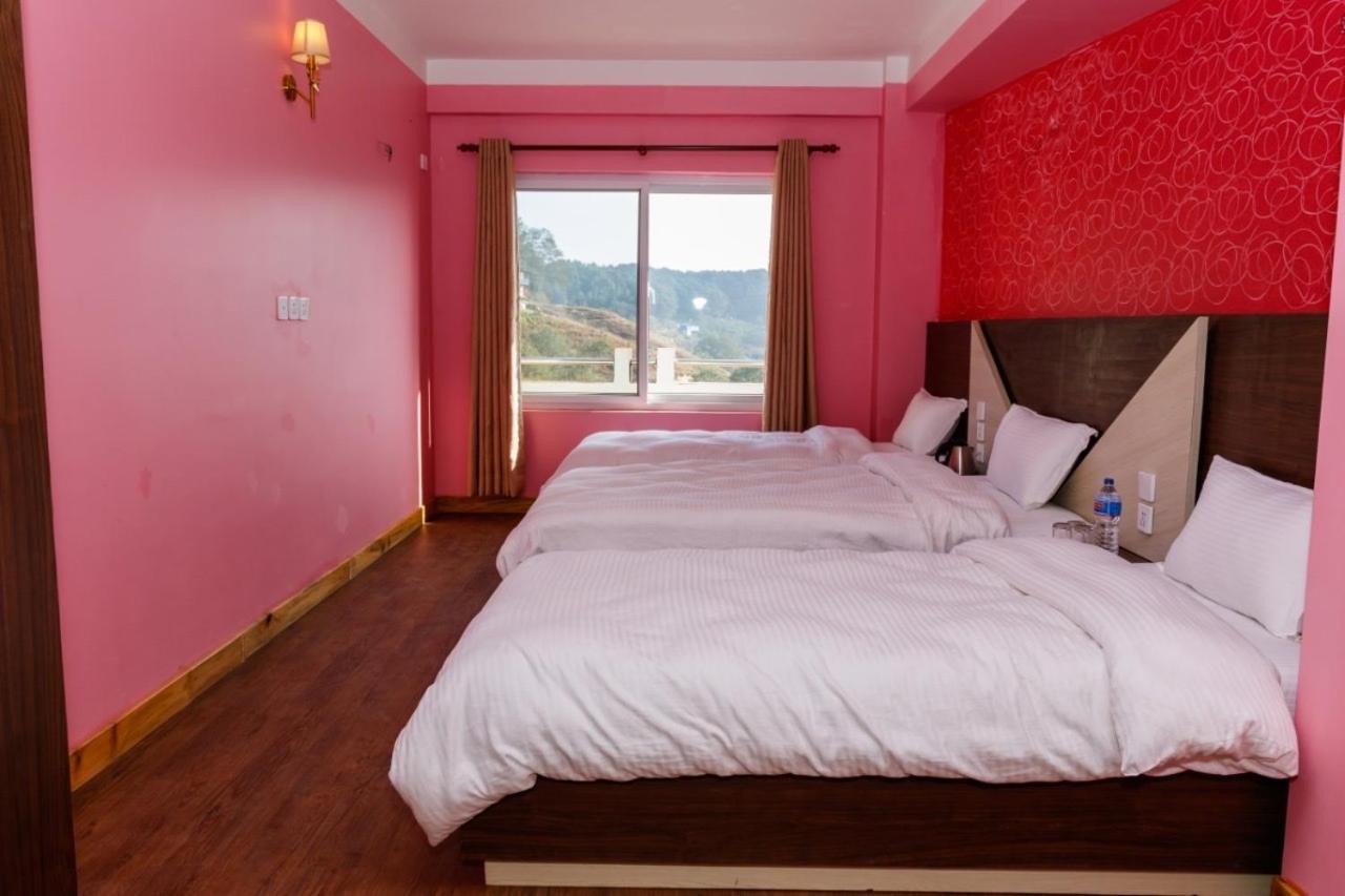 Millennium Blue Hotel Nagarkot Buitenkant foto