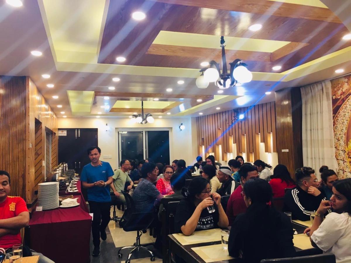 Millennium Blue Hotel Nagarkot Buitenkant foto